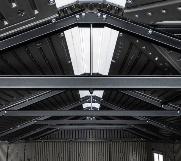 Lifetime Kunststoff Gerätehaus Idaho Innenansicht